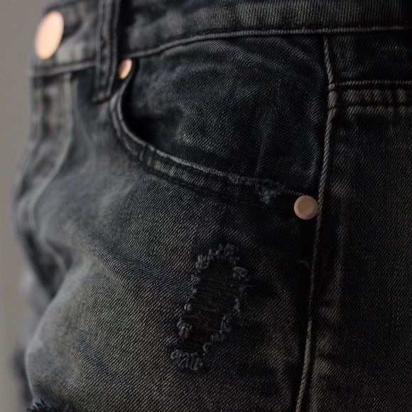 11thstreet | Rosé Shorts - Picture 6 of 13